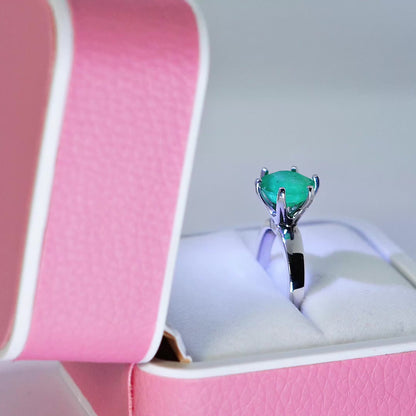 Anillo Grand Corona con esmeralda