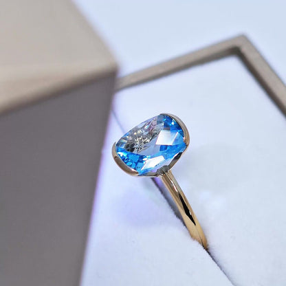 Anillo solitario Cushion
